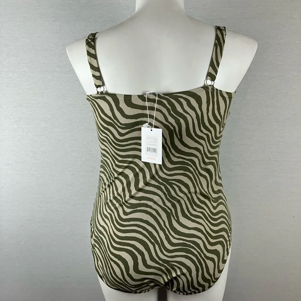The Amalfi One Piece by Andie - Picture 3 of 14